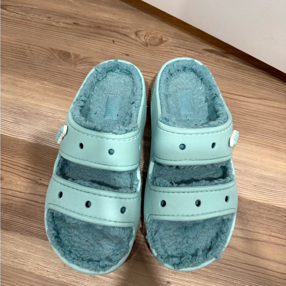 Crocs - Picture 2 of 4